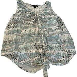 Karen Kane size XL aqua & white sleeveless print button down tie’s at waist